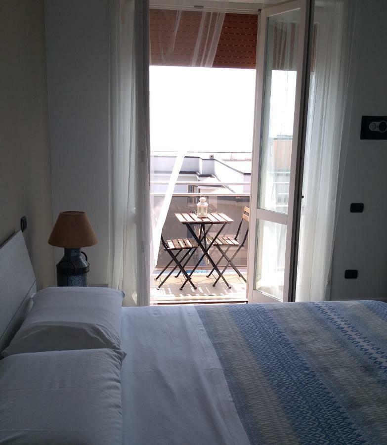 Acquasalata Bed & Breakfast Salerno Bagian luar foto