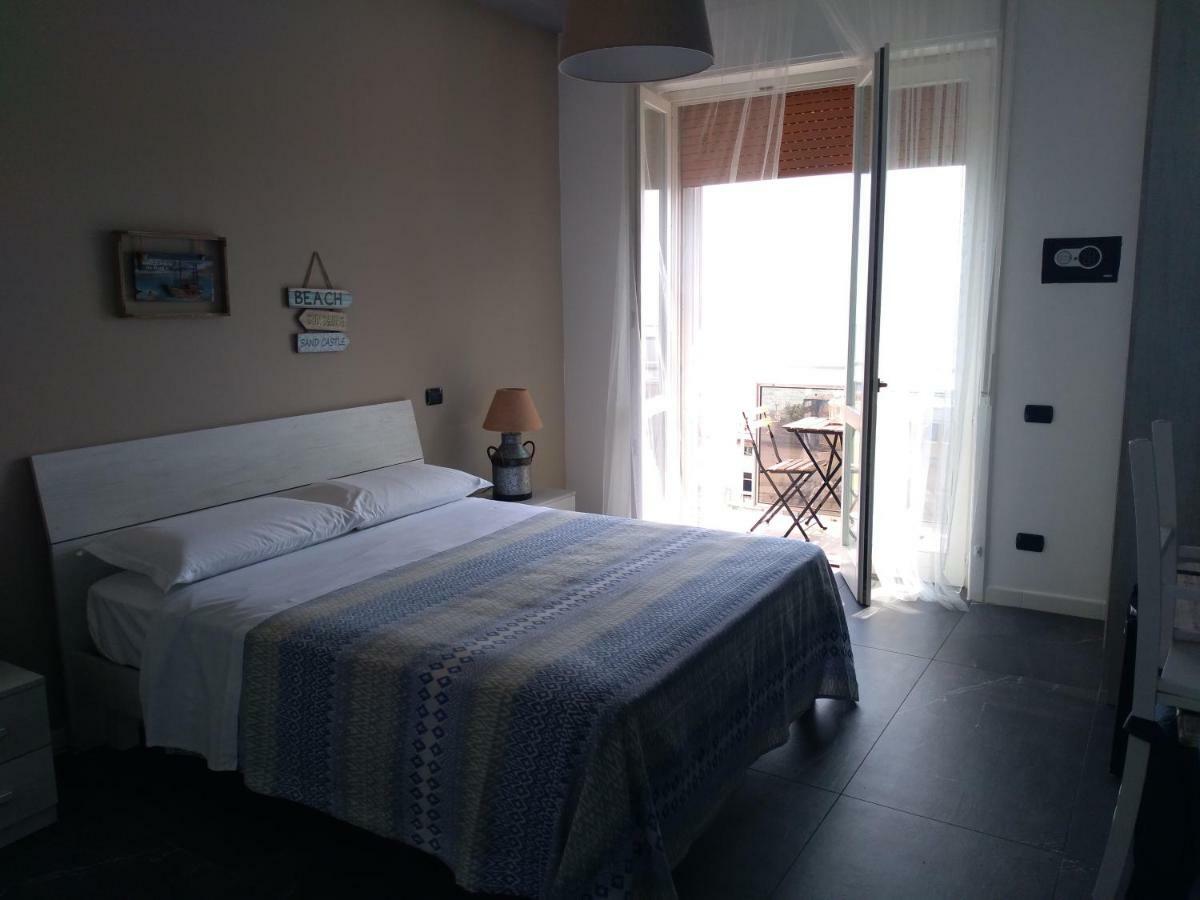 Acquasalata Bed & Breakfast Salerno Bagian luar foto